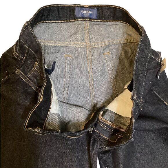 Old Navy Dark Wash Straight Leg Jeans - Classic Denim Comfort - Picture 8 of 9